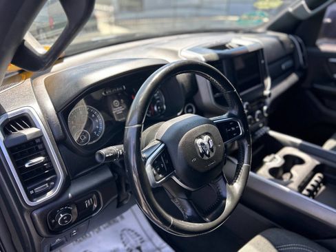Used 2021 RAM 1500 Big Horn RWD image 9
