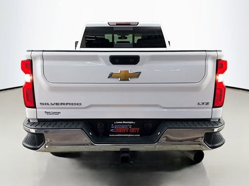 Used 2022 Chevrolet Silverado 2500 LTZ w/ LTZ Plus Package image 9