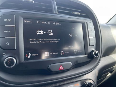 Used 2025 Kia Soul LX w/ LX Technology Package image 20