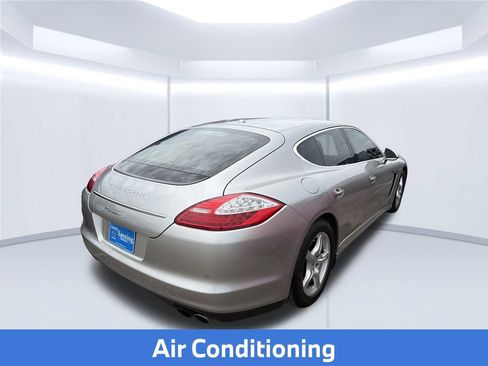 Used 2010 Porsche Panamera S RWD image 16