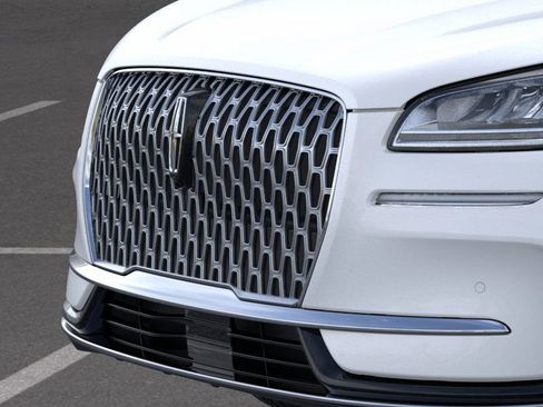 New 2026 Lincoln Corsair Premiere image 17