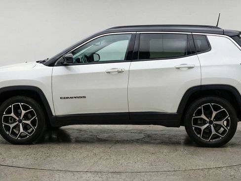 Used 2025 Jeep Compass Limited image 5