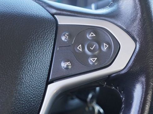 Used 2022 Chevrolet Colorado LT w/ Safety Package RWD image 26