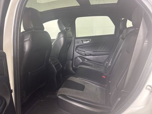 Certified 2022 Ford Edge ST w/ Equipment Group 401A image 12