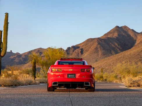 Used 2011 Chevrolet Camaro SS w/ LPO, Ground Effects Package image 8