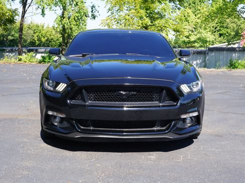 Used 2017 Ford Mustang GT Premium w/ Black Accent Package RWD image 2
