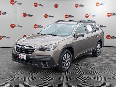 Used 2022 Subaru Outback Premium image 1
