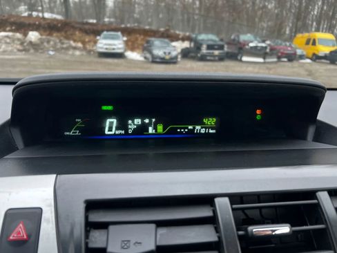 Used 2012 Toyota Prius V Two w/ Preferred Accessory Pkg image 17