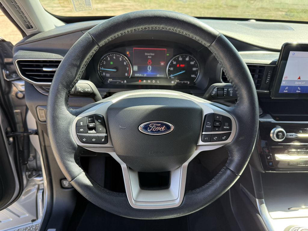 Used 2022 Ford Explorer Limited AWD/4WD image 18