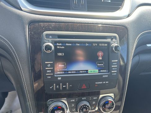 Used 2017 Chevrolet Traverse LT w/ Traveler's Package AWD/4WD image 23