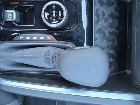 Certified 2024 Chevrolet Colorado Trail Boss w/ Advanced Trailering Package image 21