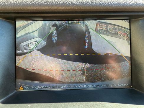 Used 2010 Hyundai Genesis 4.6 w/ Technology Pkg 5 image 23