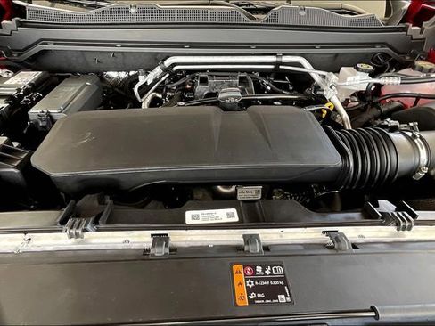 New 2026 GMC Canyon Elevation w/ Convenience Package image 12