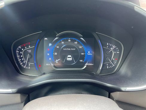 Used 2019 Hyundai Santa Fe SEL FWD image 17