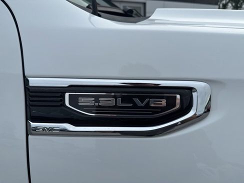 Used 2021 GMC Sierra 1500 SLT w/ SLT Premium Plus Package image 11