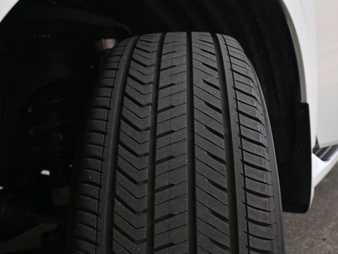 Used 2025 INFINITI QX80 Pure w/ Cargo Package image 35