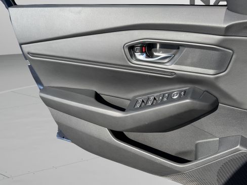 Used 2023 Honda Accord EX image 18