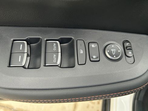 New 2026 Honda HR-V Sport image 11