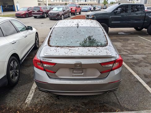 Used 2019 Honda Accord Sport image 9