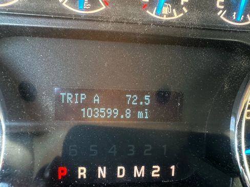 Used 2013 Ford F150 XLT w/ Trailer Tow Pkg image 18