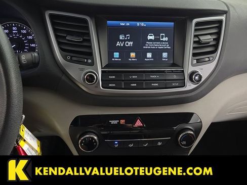 Used 2018 Hyundai Tucson SEL image 13
