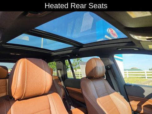 Used 2025 Mercedes-Benz GLS 450 4MATIC image 24