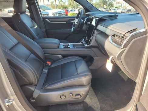 New 2026 GMC Acadia Elevation w/ Black Edition FWD image 16
