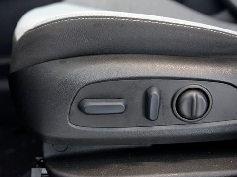 Certified 2023 Chevrolet Equinox LT image 16