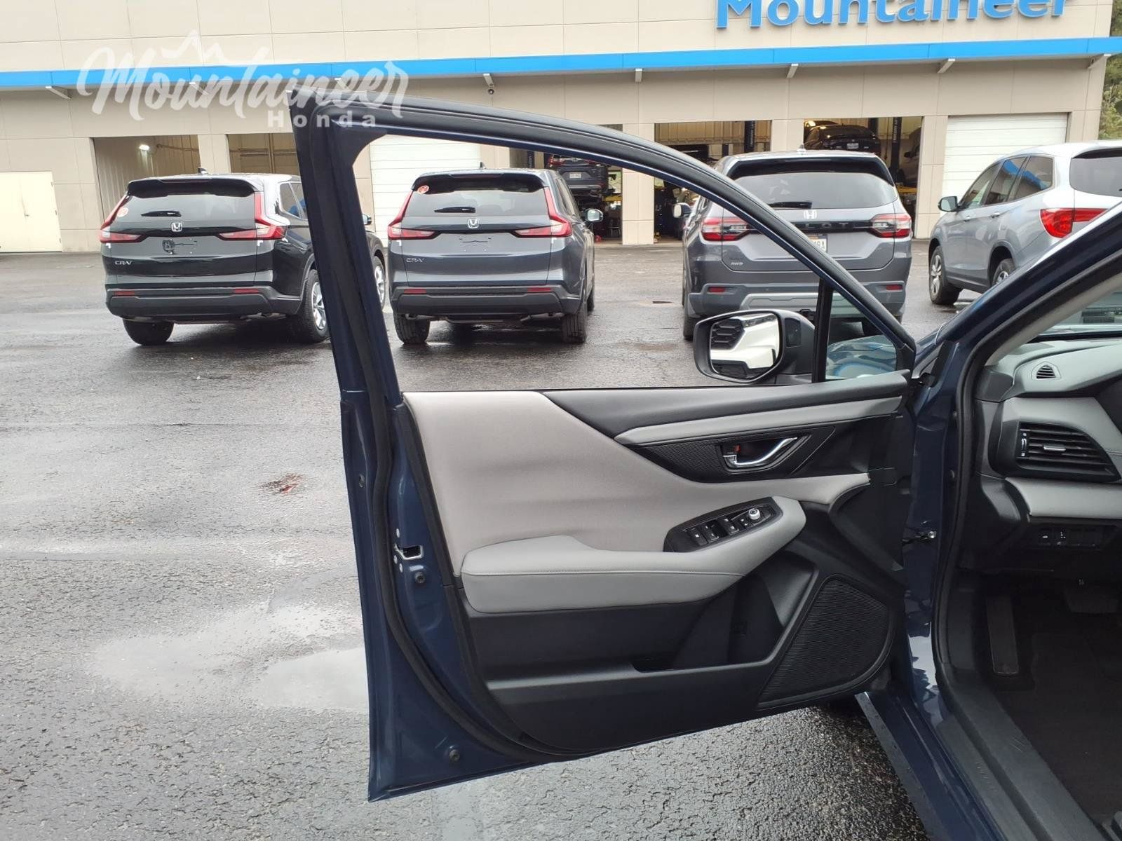 Used 2024 Subaru Legacy Premium AWD/4WD image 13