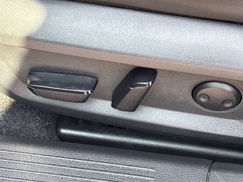 Used 2022 Nissan Rogue SV w/ SV Premium Package image 20