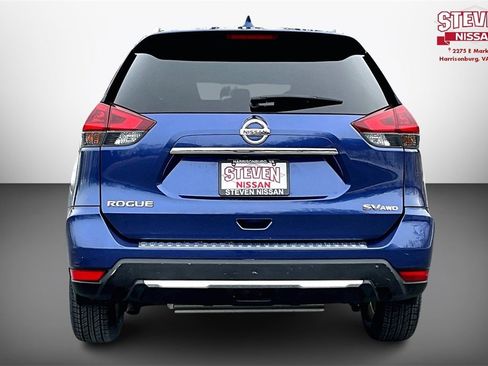 Used 2018 Nissan Rogue SV image 5