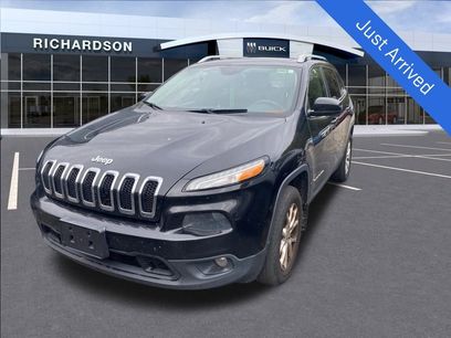 Used 2014 Jeep Cherokee Latitude w/ Comfort/Convenience Group