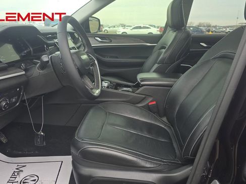 Used 2022 Jeep Grand Cherokee Limited 4xe image 11