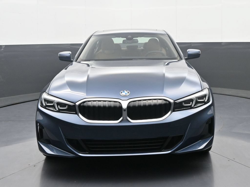 Used 2026 BMW 330i xDrive Sedan AWD/4WD image 2