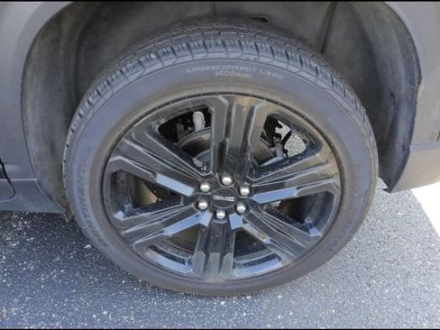 Used 2024 GMC Acadia Elevation w/ Black Edition AWD/4WD image 4