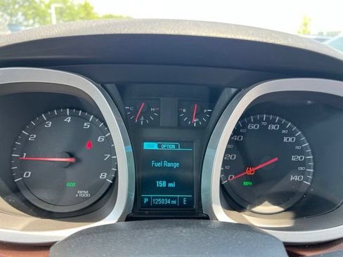 Used 2016 Chevrolet Equinox LTZ w/ Enhanced Convenience Package FWD image 10
