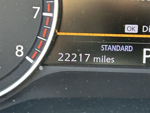 Certified 2024 Nissan Pathfinder S image 10