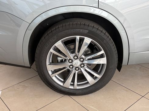 Used 2025 Cadillac XT6 Premium Luxury FWD image 10
