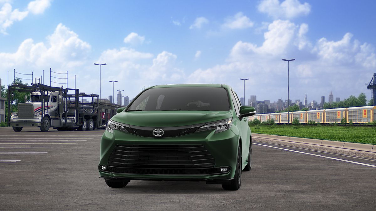 New 2026 Toyota Sienna XLE Woodland Edition AWD/4WD image 18