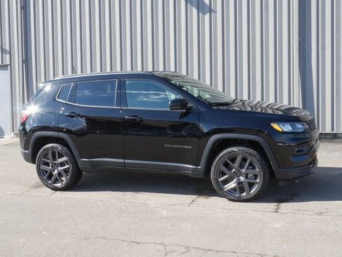 New 2026 Jeep Compass Limited image 7