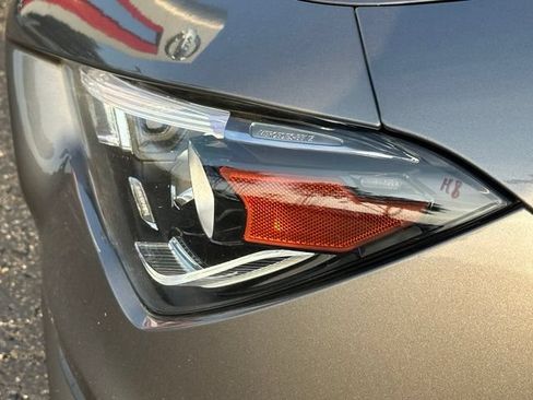 Used 2021 Mercedes-Benz CLA 250 4MATIC image 9