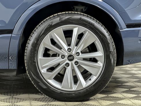 Used 2025 Audi Q6 e-tron Premium w/ Convenience Package image 25