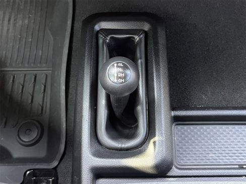 Used 2024 RAM 2500 Tradesman w/ Chrome Appearance Group image 23