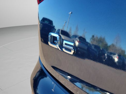 Used 2020 Audi Q5 Premium Plus w/ Premium Plus Package image 8