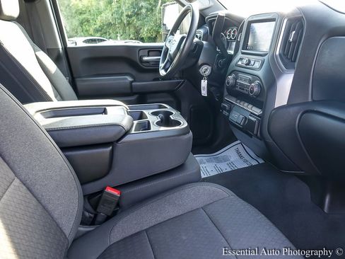 Used 2022 Chevrolet Silverado 2500 Custom w/ Custom Value Package image 30