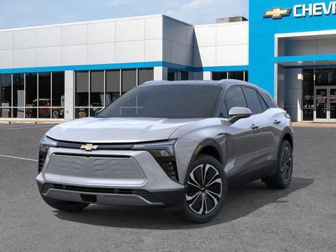 New 2026 Chevrolet Blazer EV LT image 6