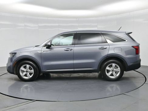 Certified 2023 Kia Sorento LX FWD image 30