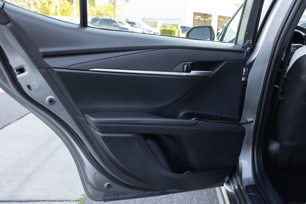 Certified 2025 Toyota Camry SE FWD image 30