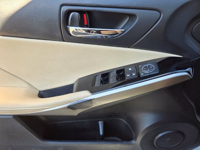 Used 2016 Lexus IS 200t RWD image 14