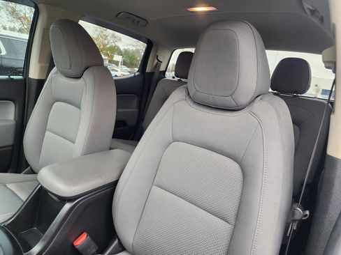 Used 2022 Chevrolet Colorado W/T w/ WT Convenience Package image 22